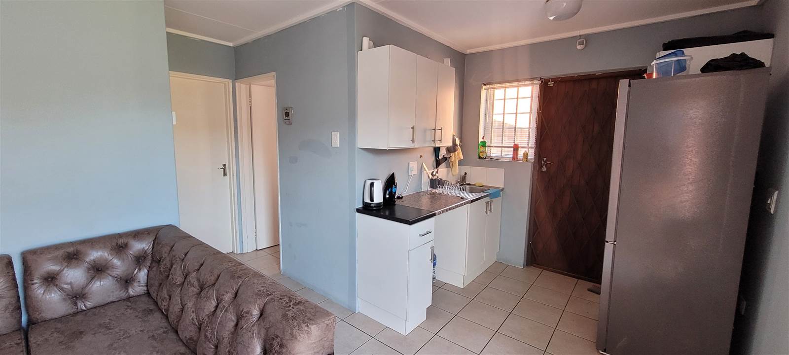 2 Bed House in Walmer Link photo number 5