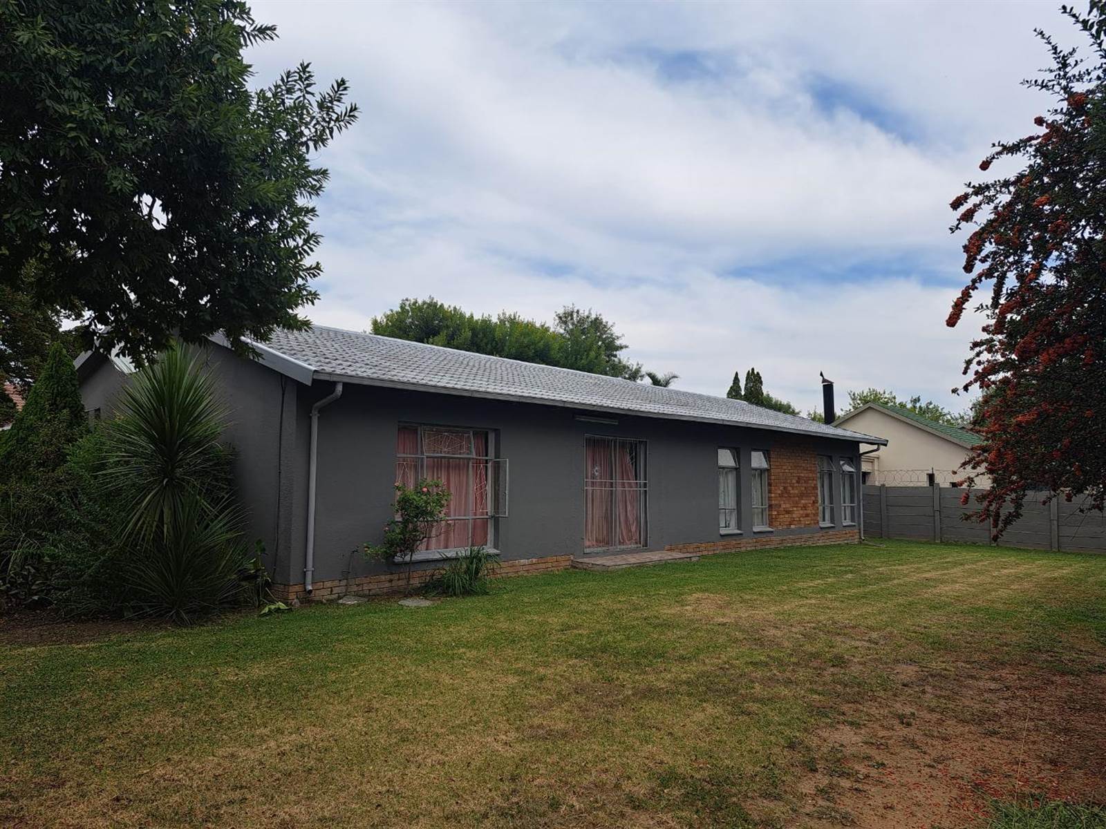 4 Bed House in Secunda Central photo number 5
