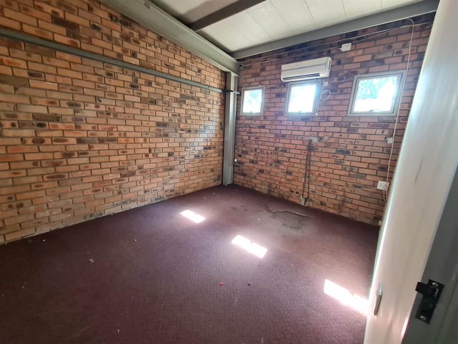 430  m² Industrial space in Secunda photo number 8