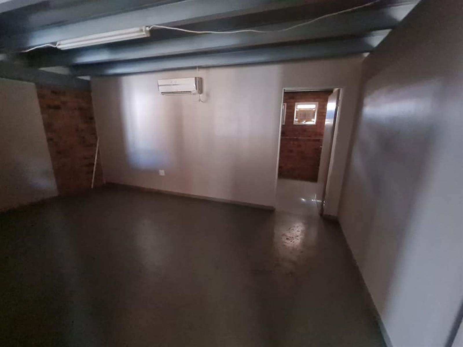 430  m² Industrial space in Secunda photo number 21