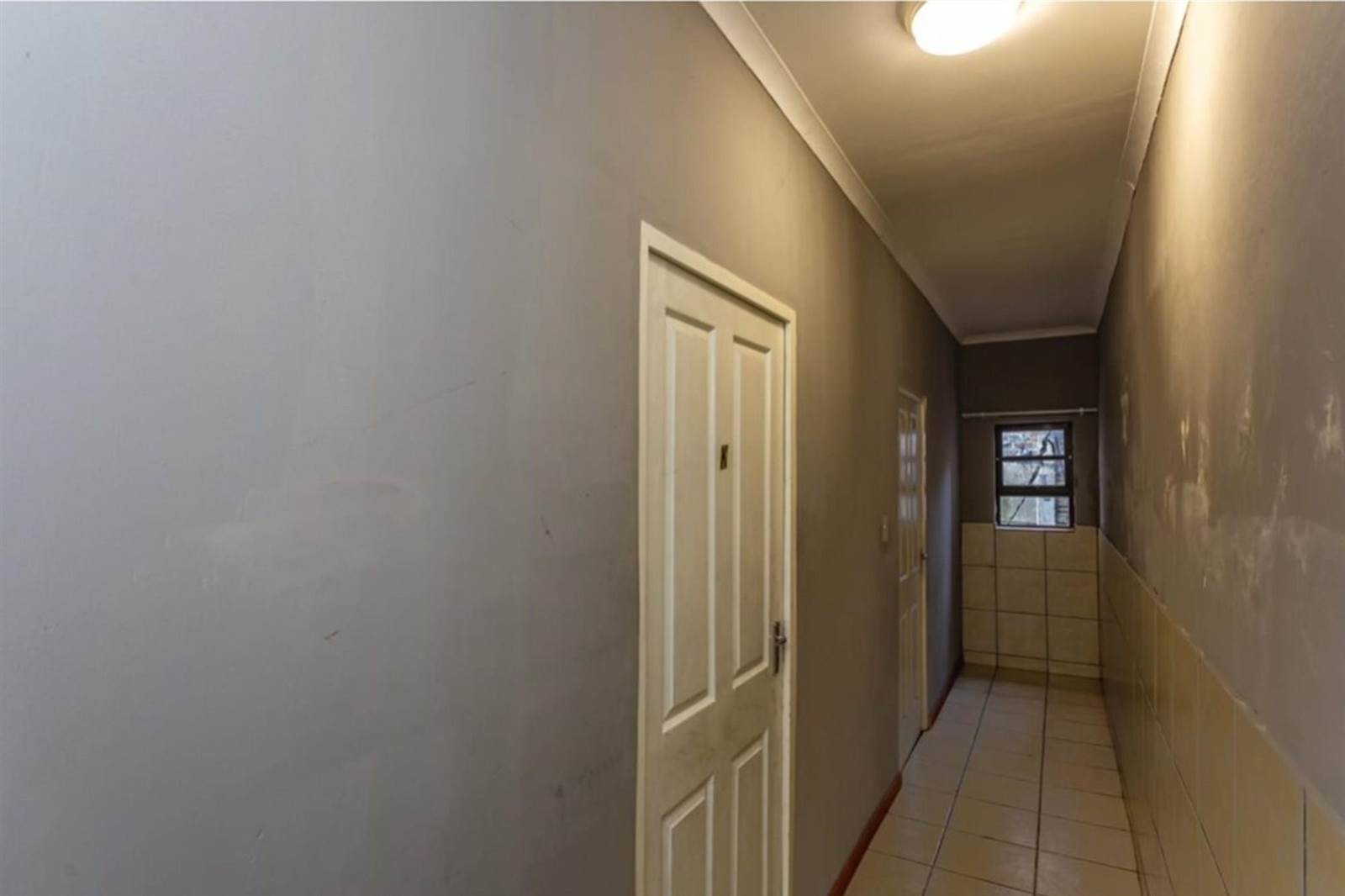 18 Bed House in Southernwood photo number 19