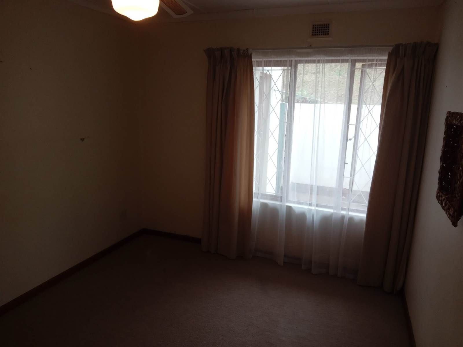 3 Bed Townhouse in Uvongo photo number 18