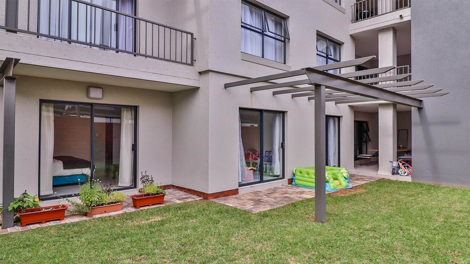 3 Bed Apartment in Kyalami photo number 20