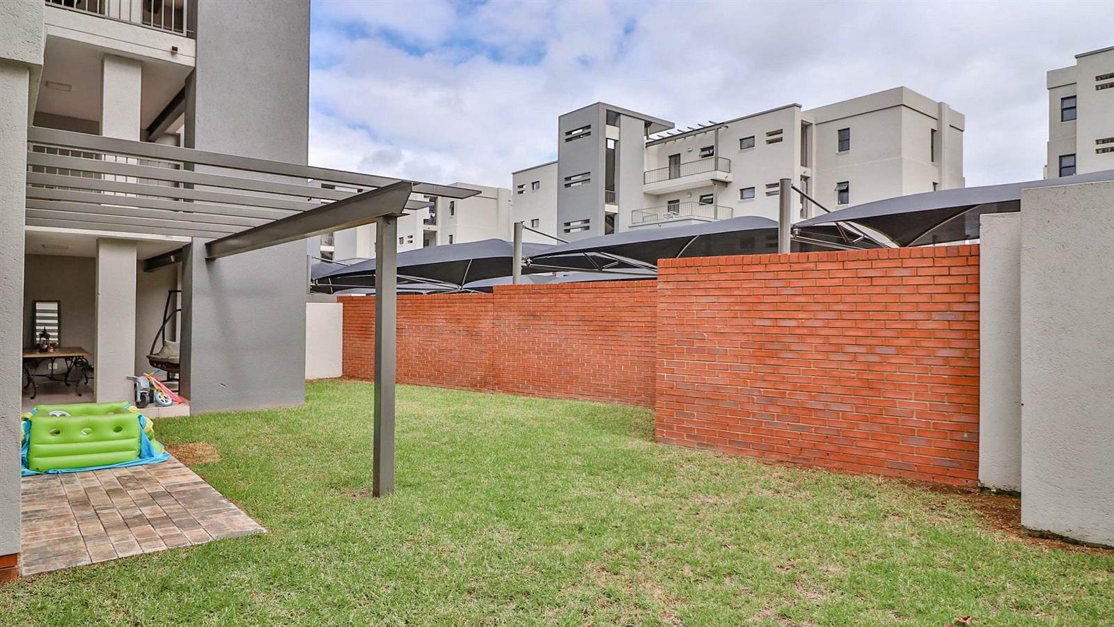 3 Bed Apartment in Kyalami photo number 19