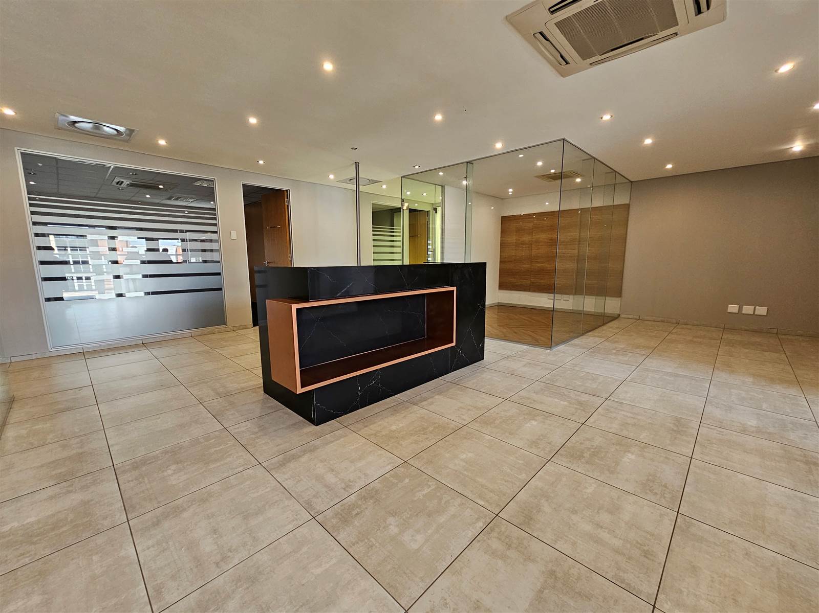 712.91  m² Commercial space in Bryanston photo number 5