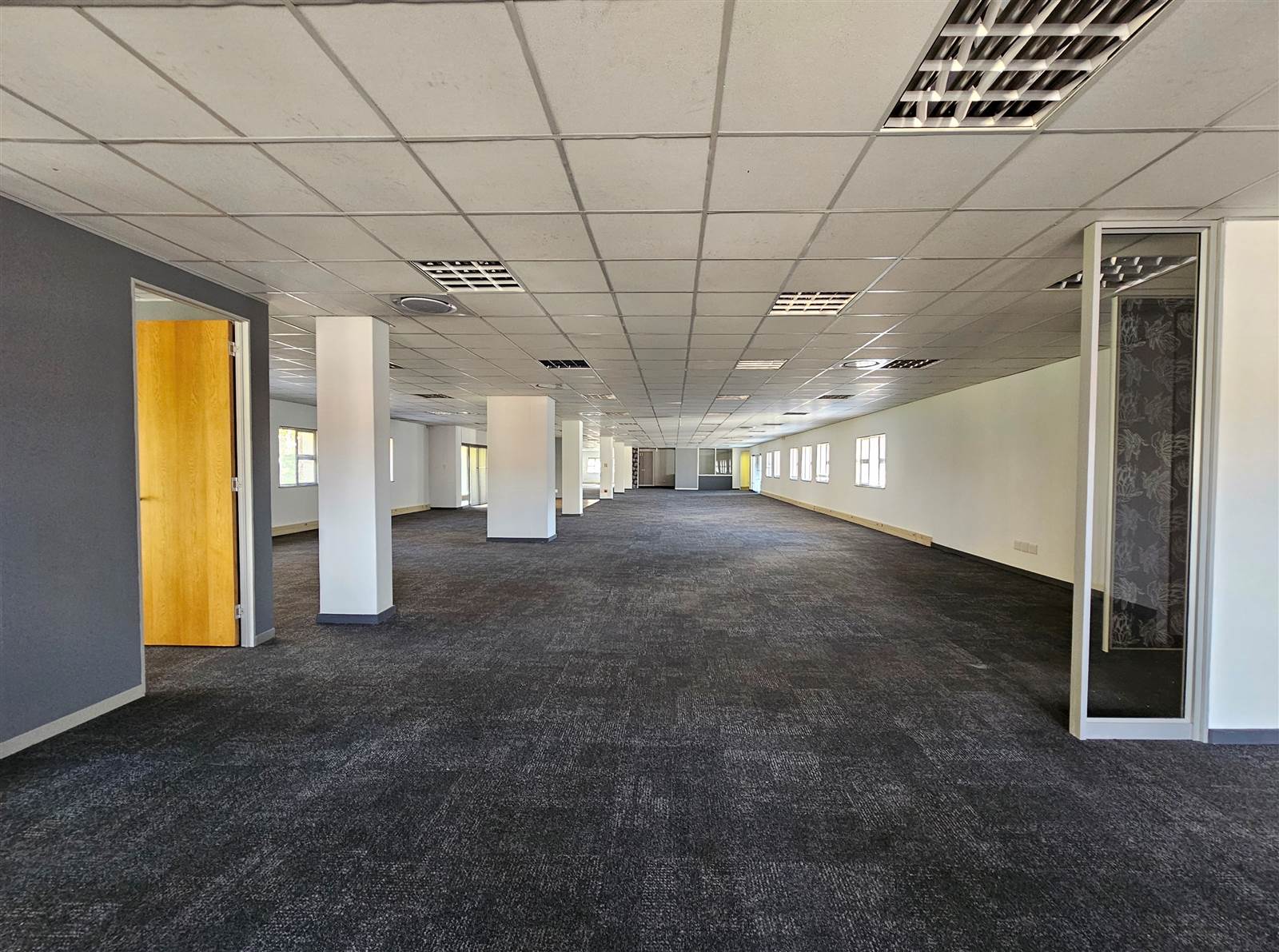 712.91  m² Commercial space in Bryanston photo number 7