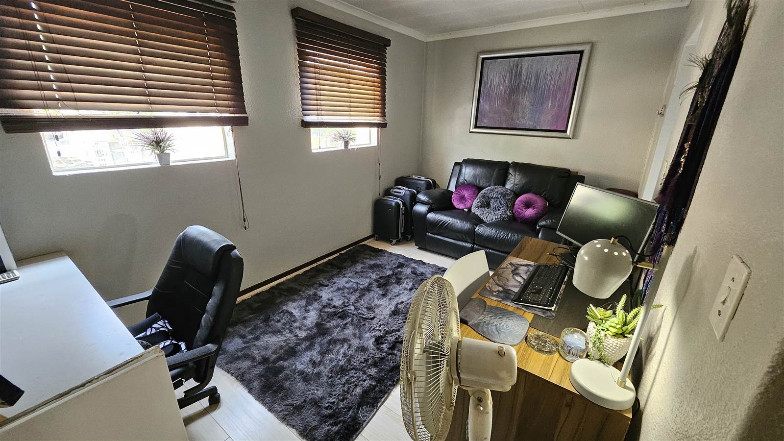 2 Bed Townhouse in Sunninghill photo number 4
