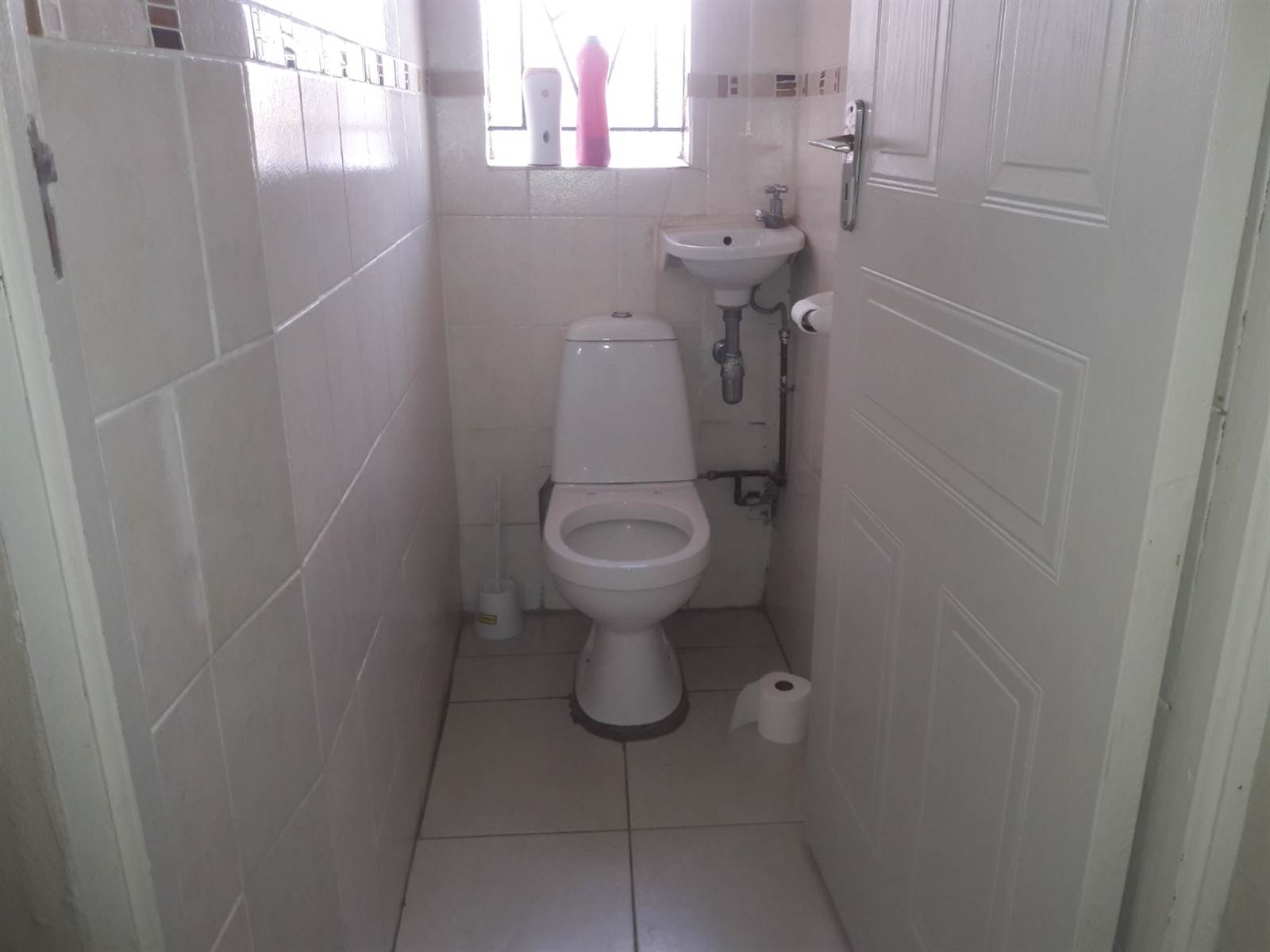 4 Bed House in Seshego photo number 15