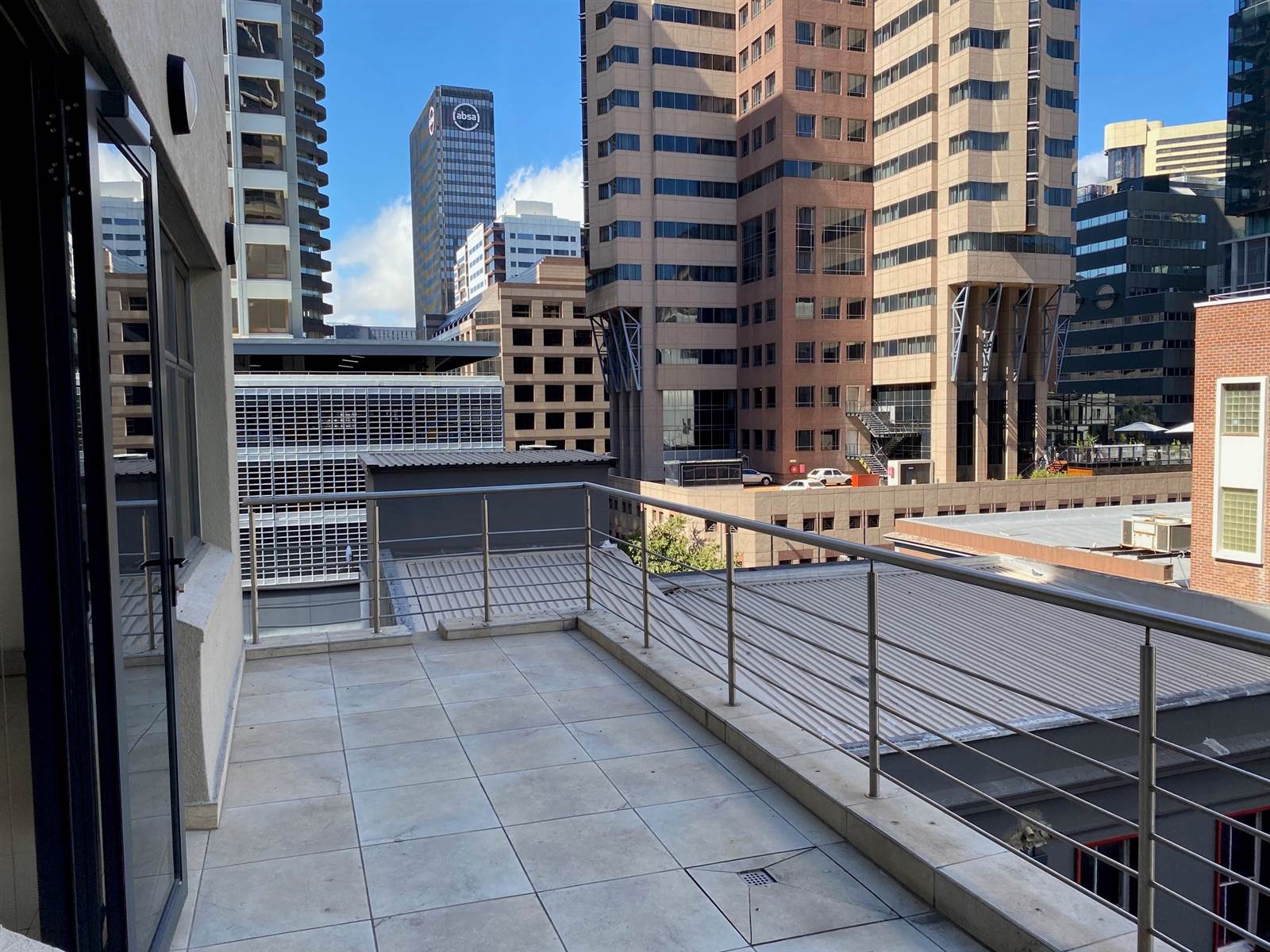 162  m² Commercial space in Cape Town City Centre photo number 9