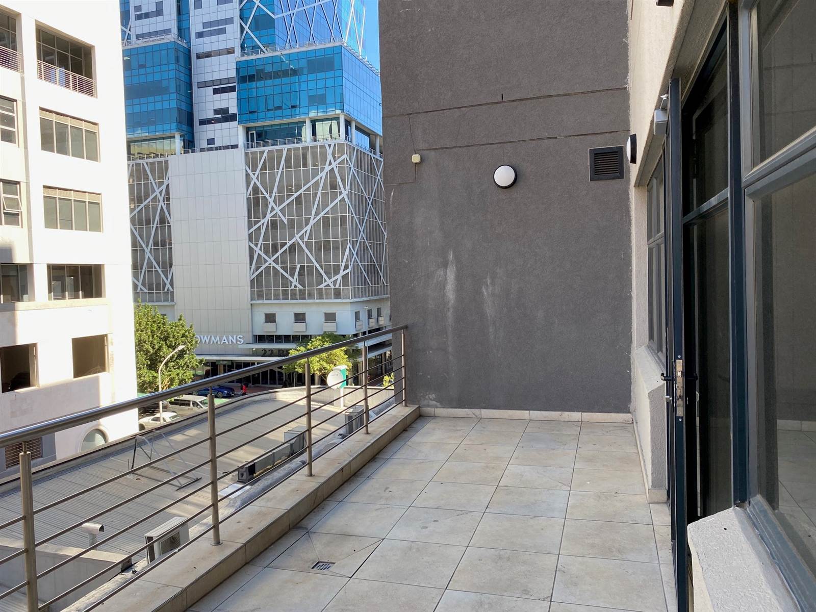 162  m² Commercial space in Cape Town City Centre photo number 11