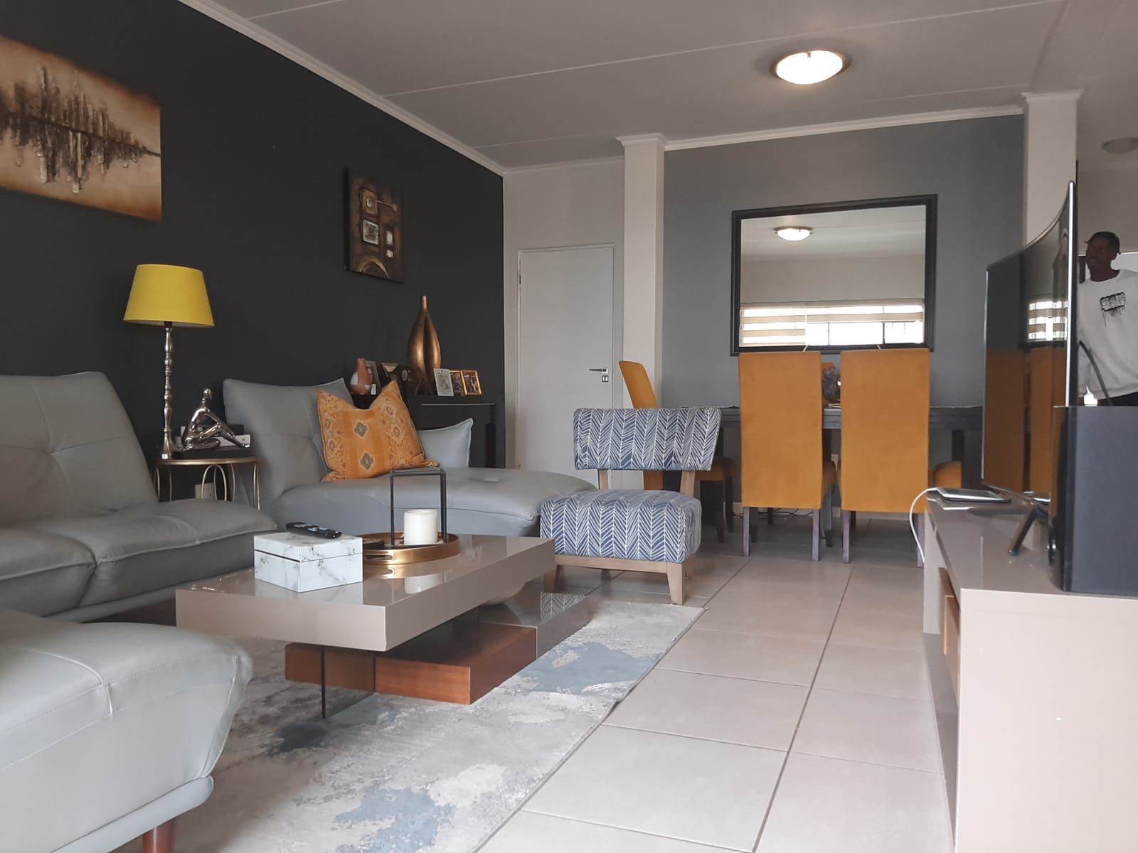 3 Bed Apartment in Modderfontein photo number 25