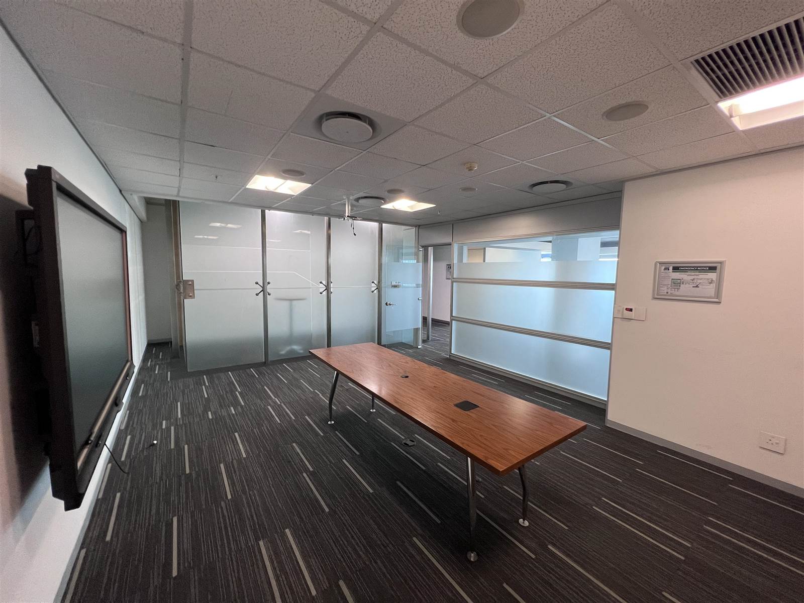 561  m² Commercial space in Cape Town City Centre photo number 18