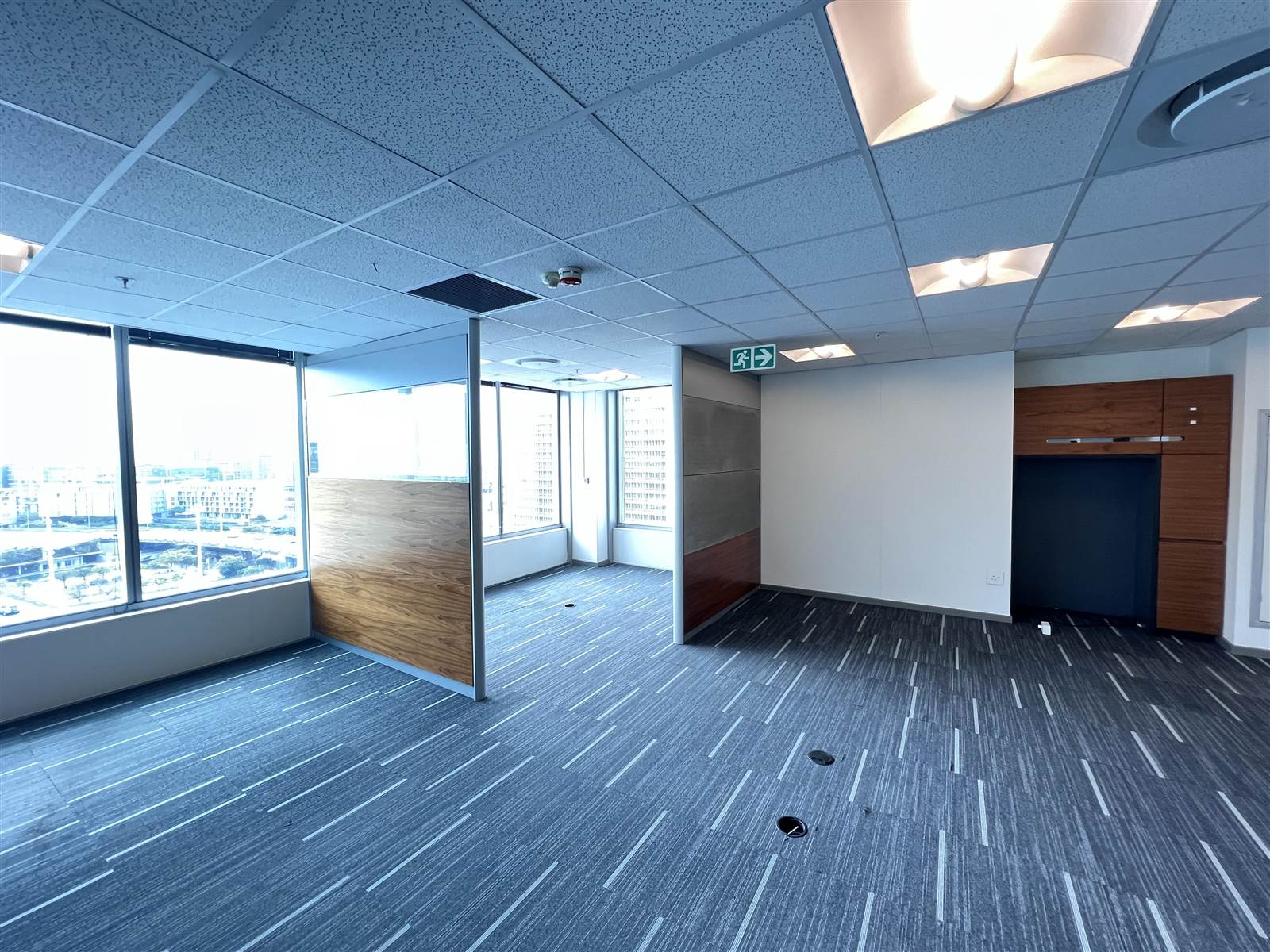 561  m² Commercial space in Cape Town City Centre photo number 10