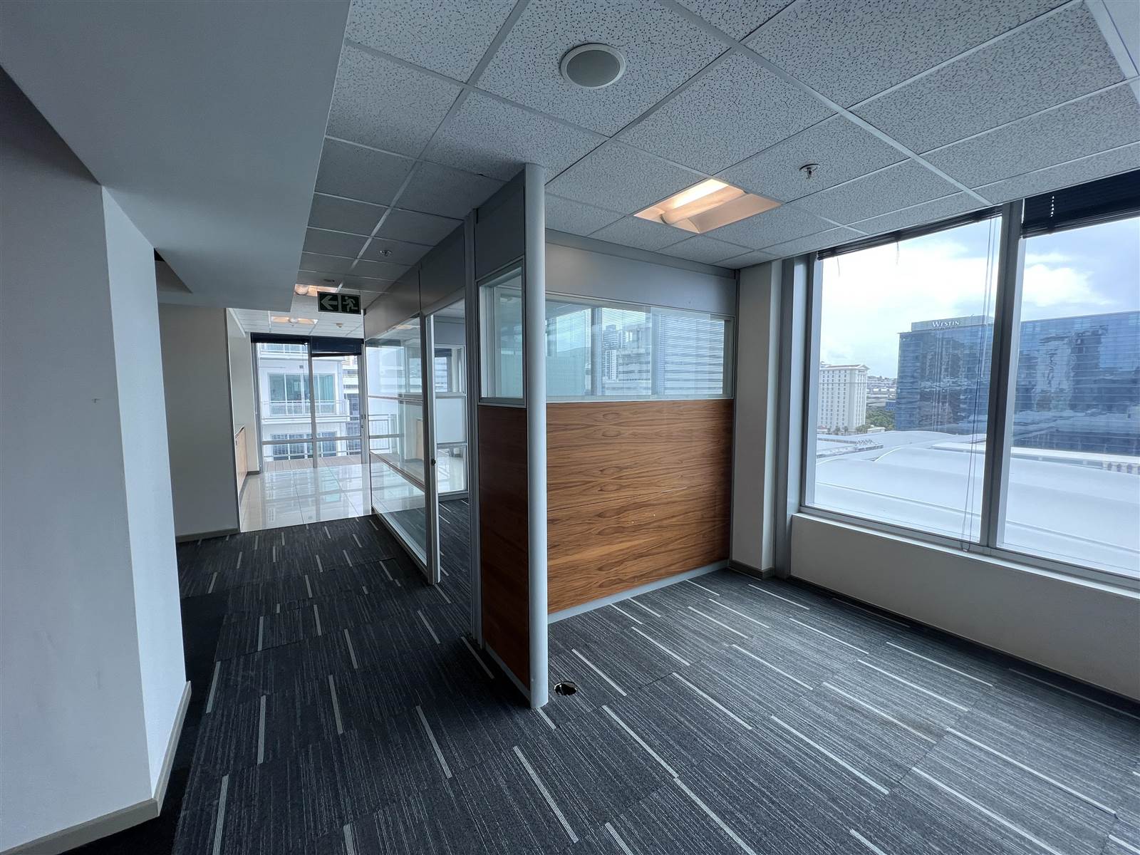 561  m² Commercial space in Cape Town City Centre photo number 5