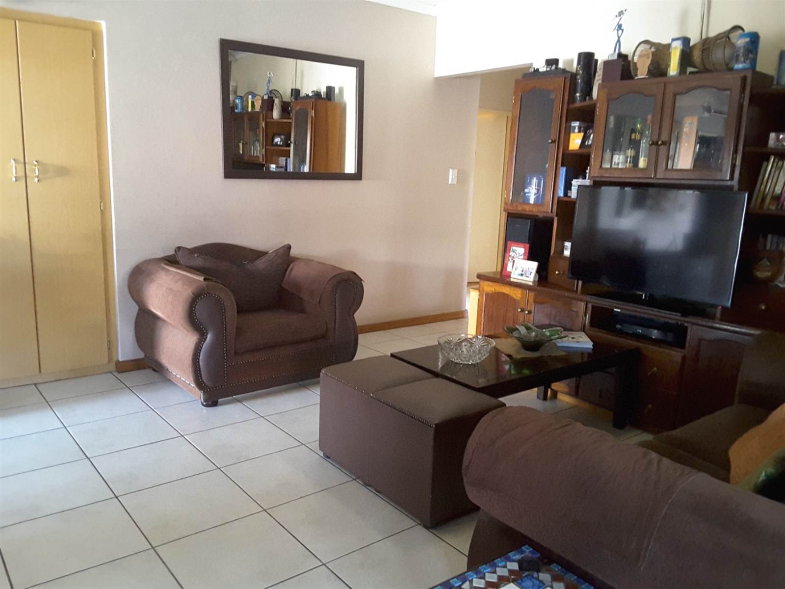 4 Bed House in Waterval East photo number 6