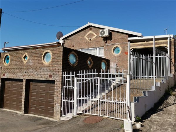 3 Bedroom House 3 Bedroom House