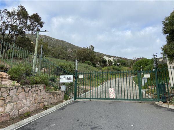 1500 m² Land available in Capri