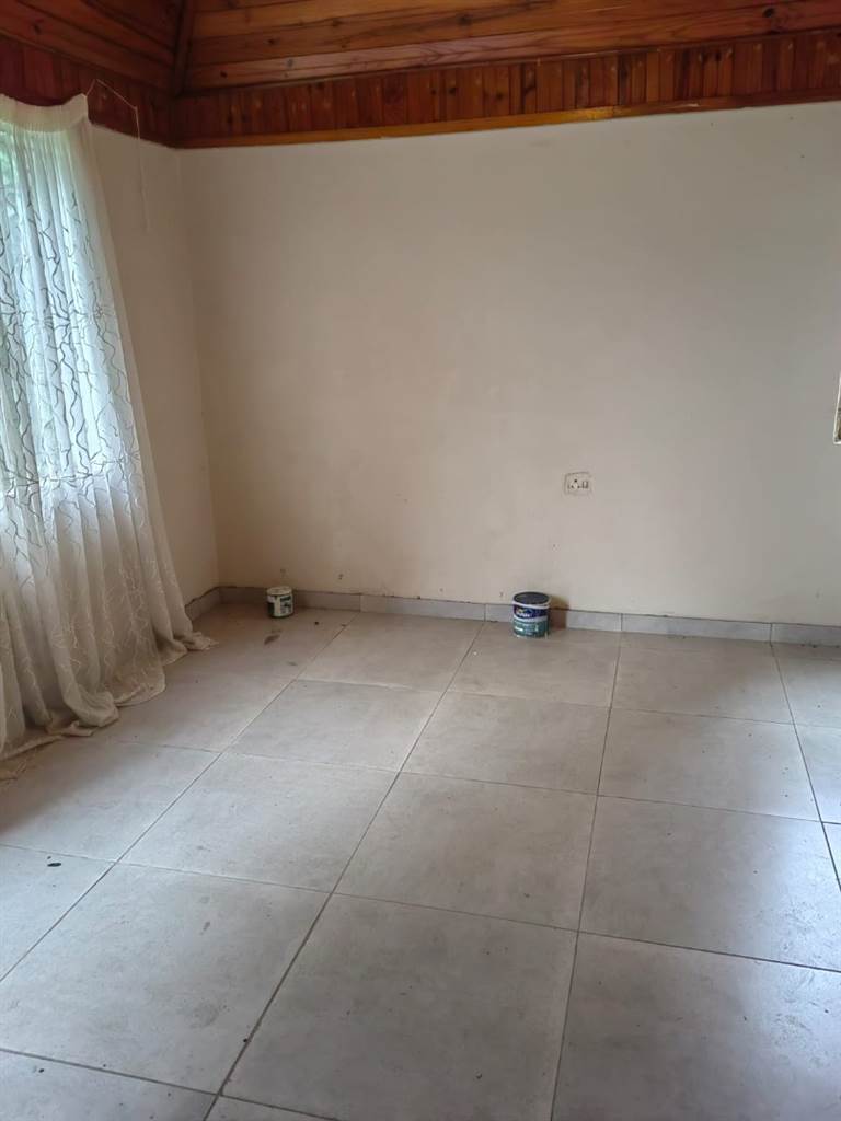 1 Bed House in Kwandengezi photo number 5