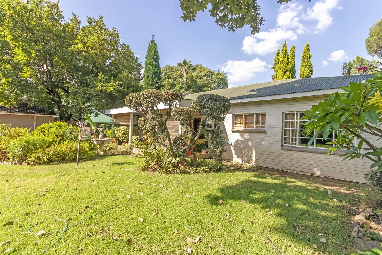 6 Bed House in Rivonia photo number 28