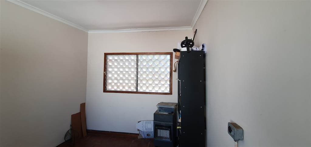 3 Bed Townhouse in Rosebank photo number 17
