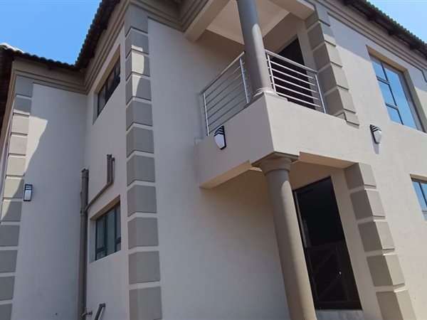 5 Bed Duplex