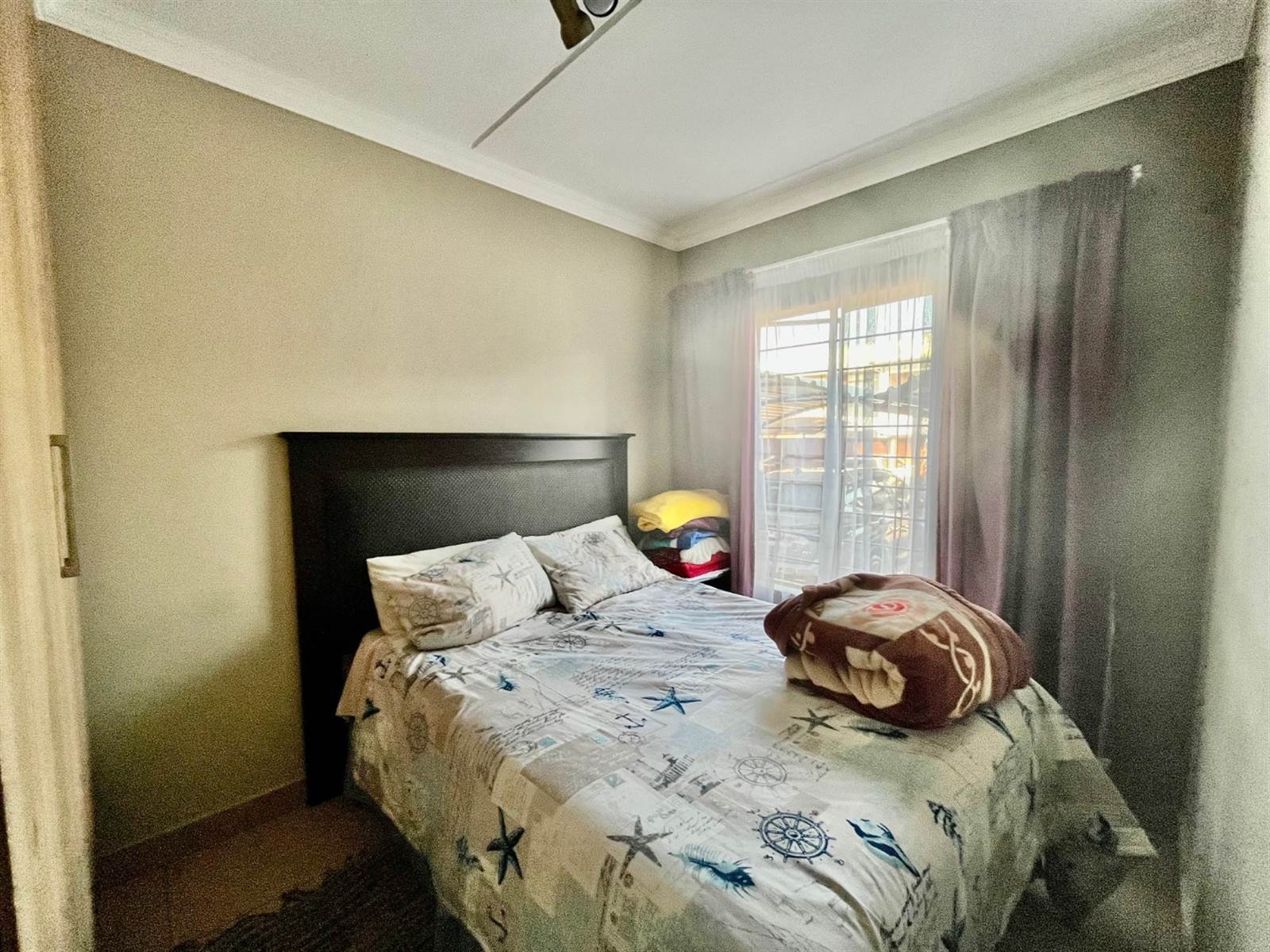 3 Bed Apartment in Pretoria West photo number 8