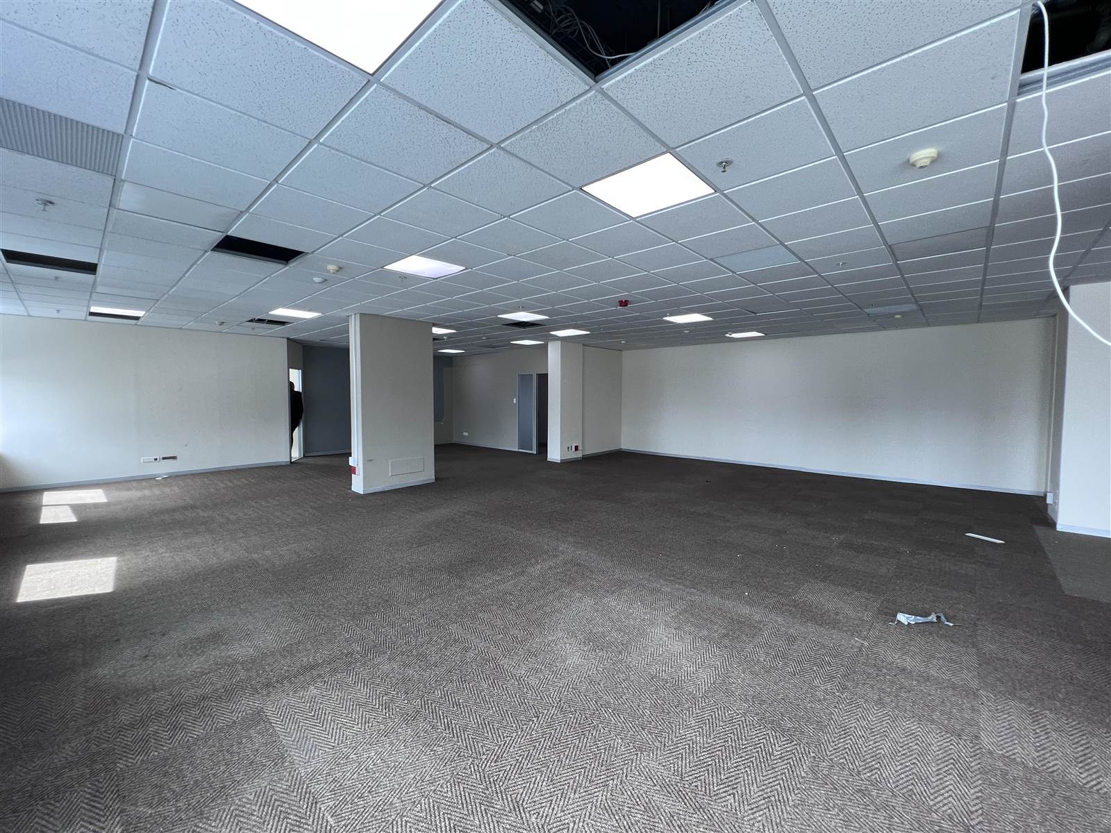 1718  m² Commercial space in Cape Town City Centre photo number 9