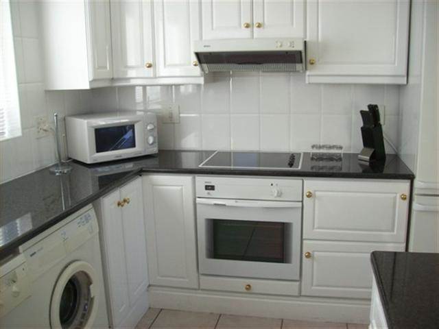 2 Bed Apartment in Knysna Quays photo number 4