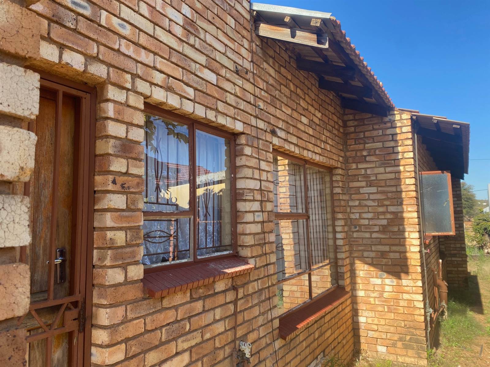 4 Bed House in Mabopane photo number 9
