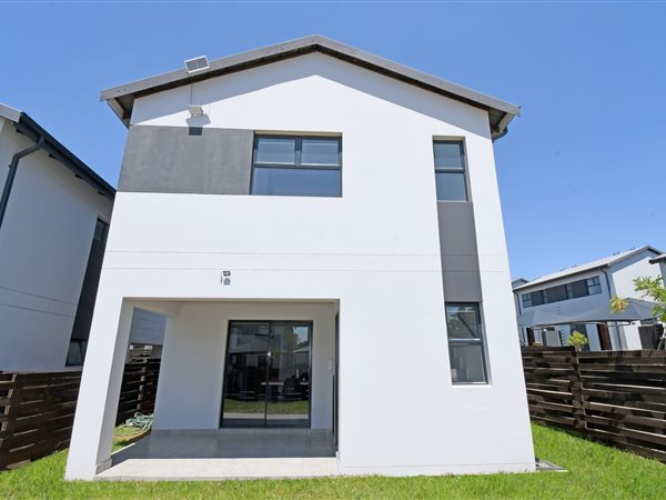 3 Bedroom Duplex 3 Bedroom Duplex