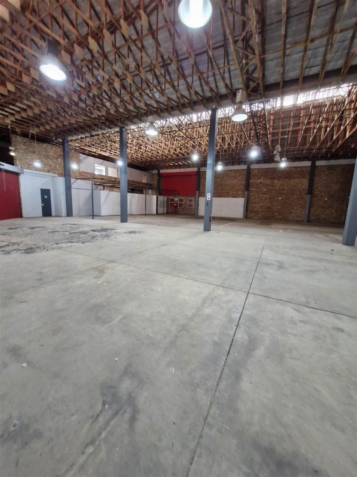 3229  m² Industrial space in Waterfall Estate photo number 5