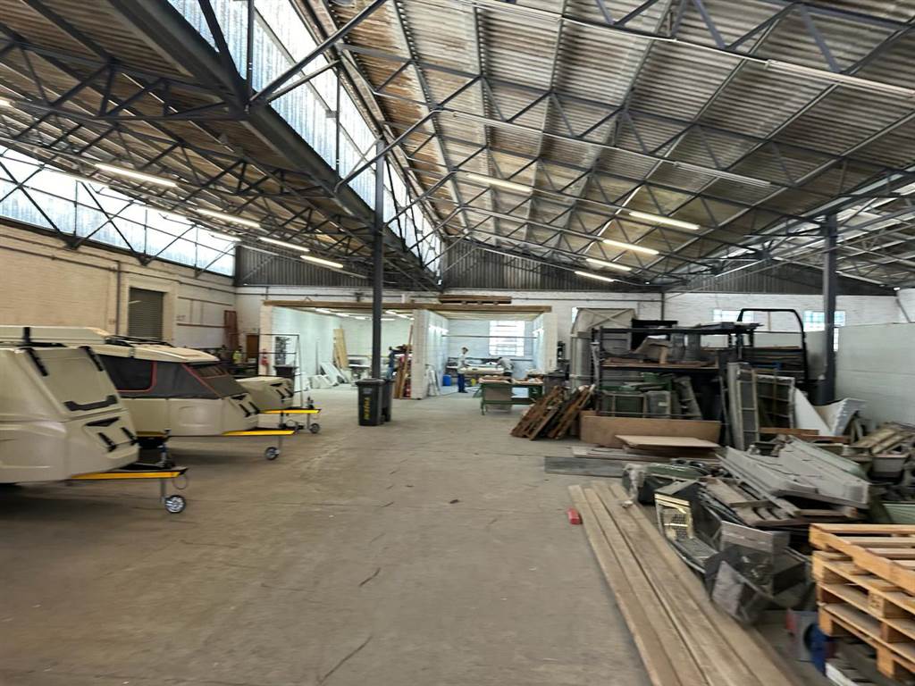 1145  m² Industrial space in Triangle Farm photo number 6