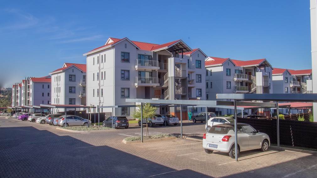 1 Bed Apartment in Modderfontein photo number 13