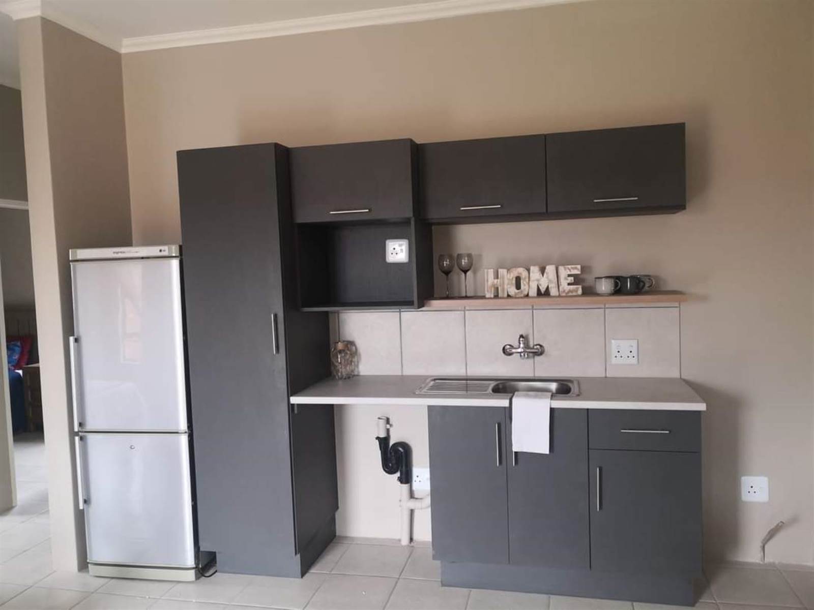 2 Bed House in Trichardt photo number 9