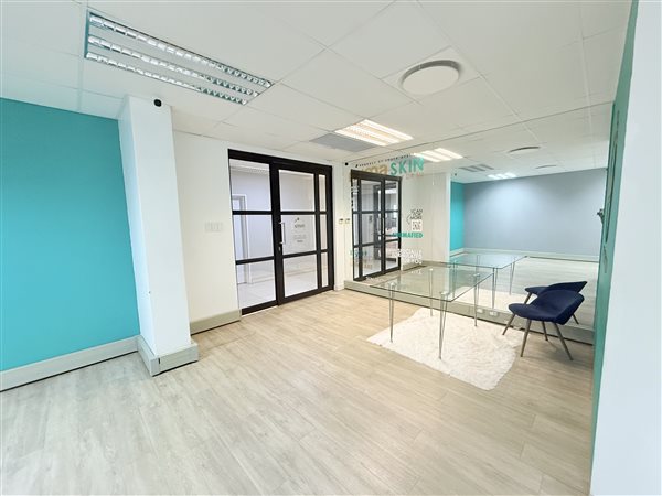 92 m² Commercial space 92 m² Commercial space