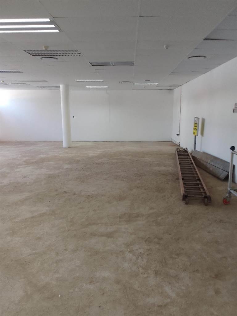 169  m² Commercial space in Scottsville photo number 4