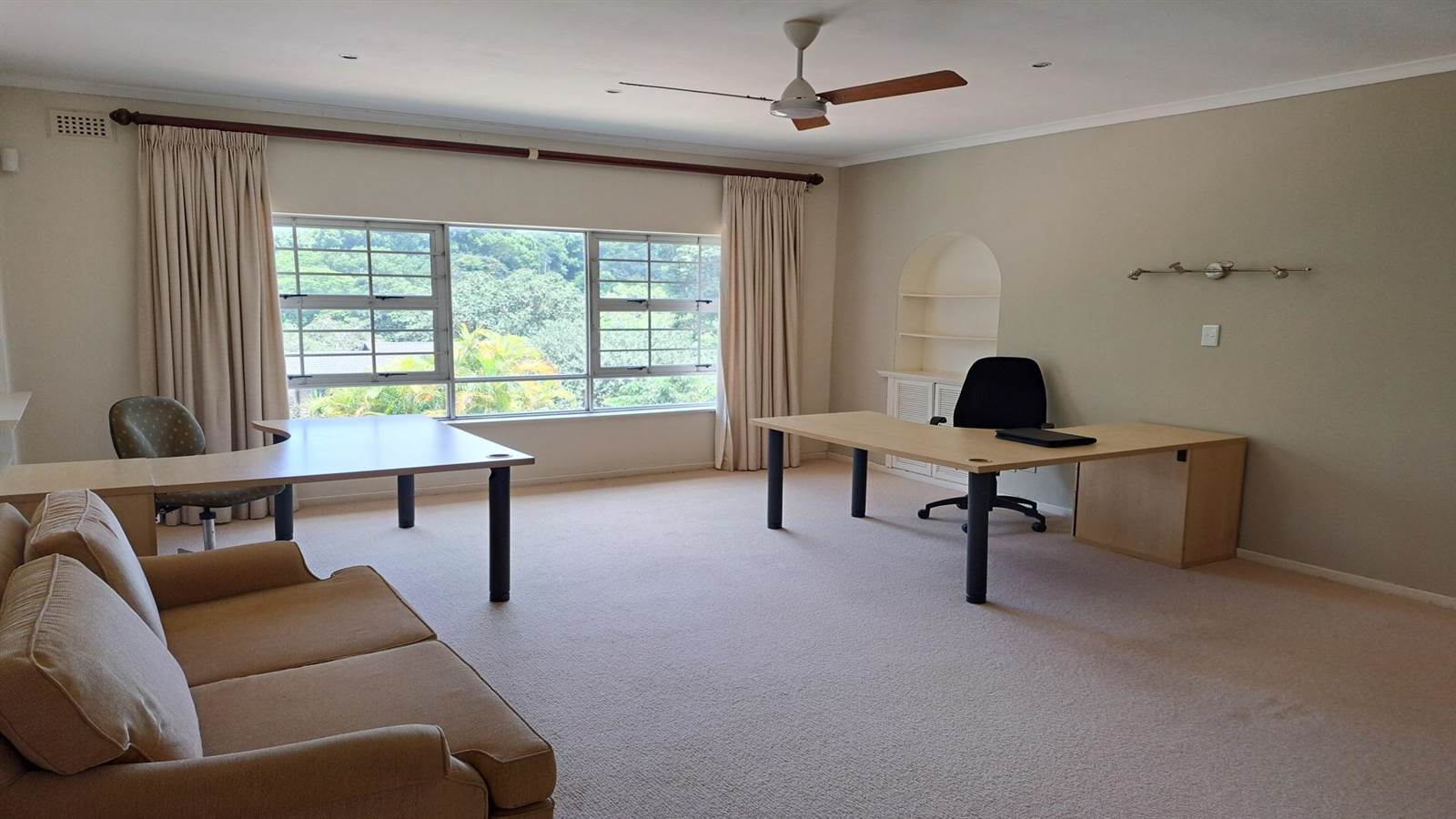 38  m² Office Space in Kloof photo number 13