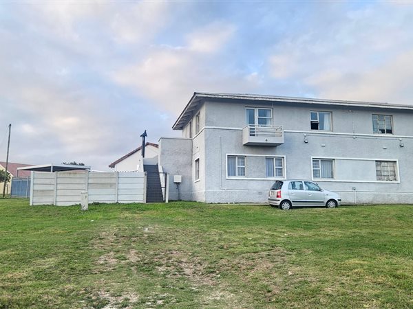 2 Bedroom Townhouse 2 Bedroom Townhouse