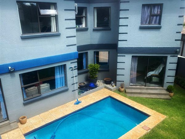 4 Bedroom House