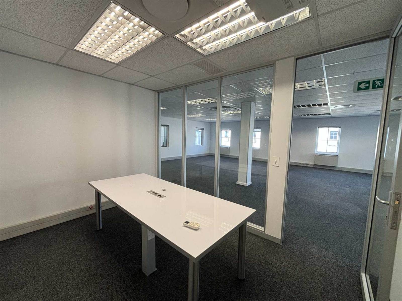 132  m² Office Space in Techno Park photo number 9