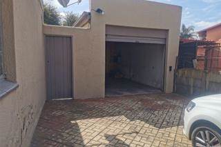 4 Bed House in Boksburg North photo number 30