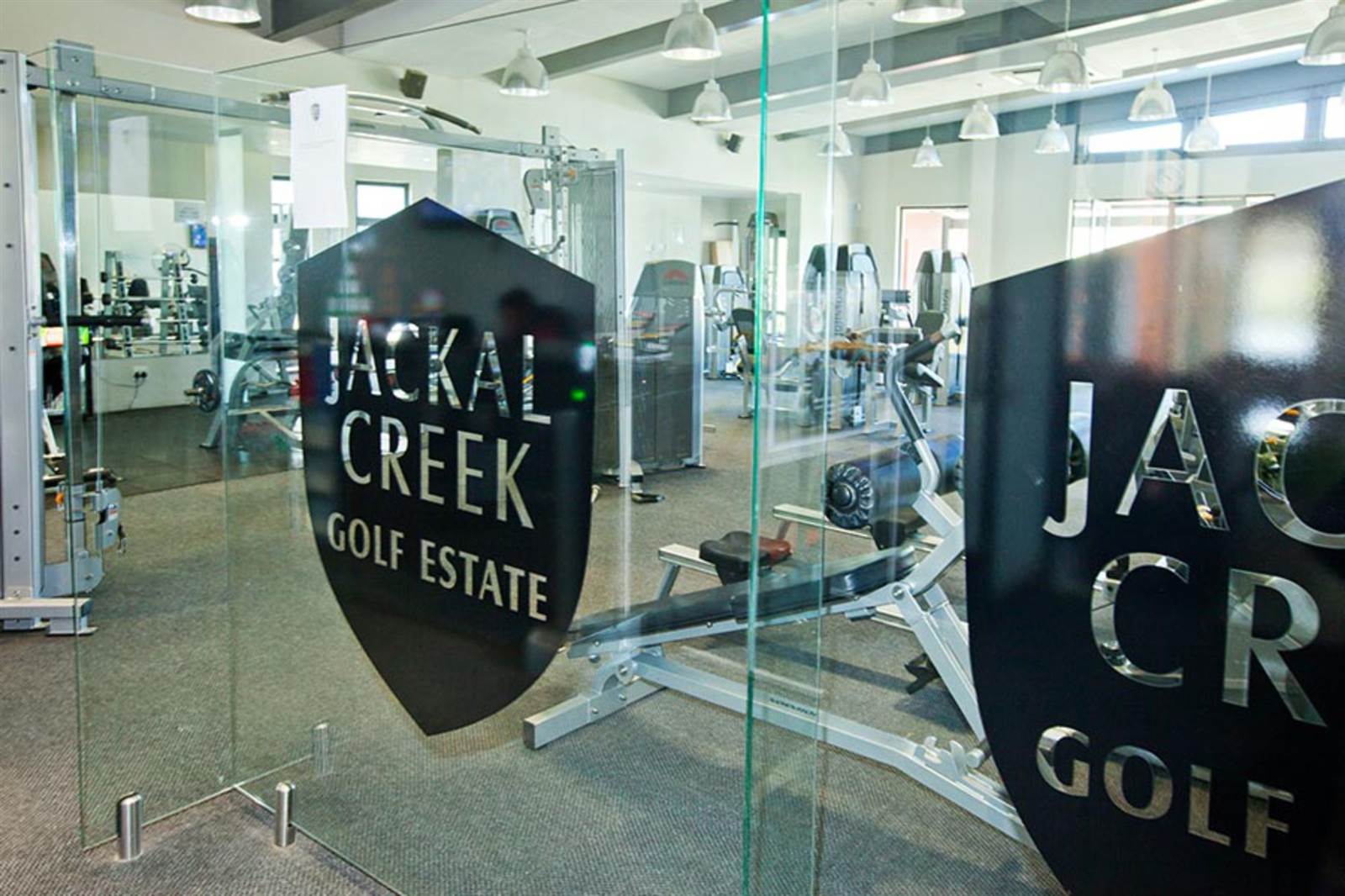 716 m² Land available in Jackal Creek Golf Estate photo number 8