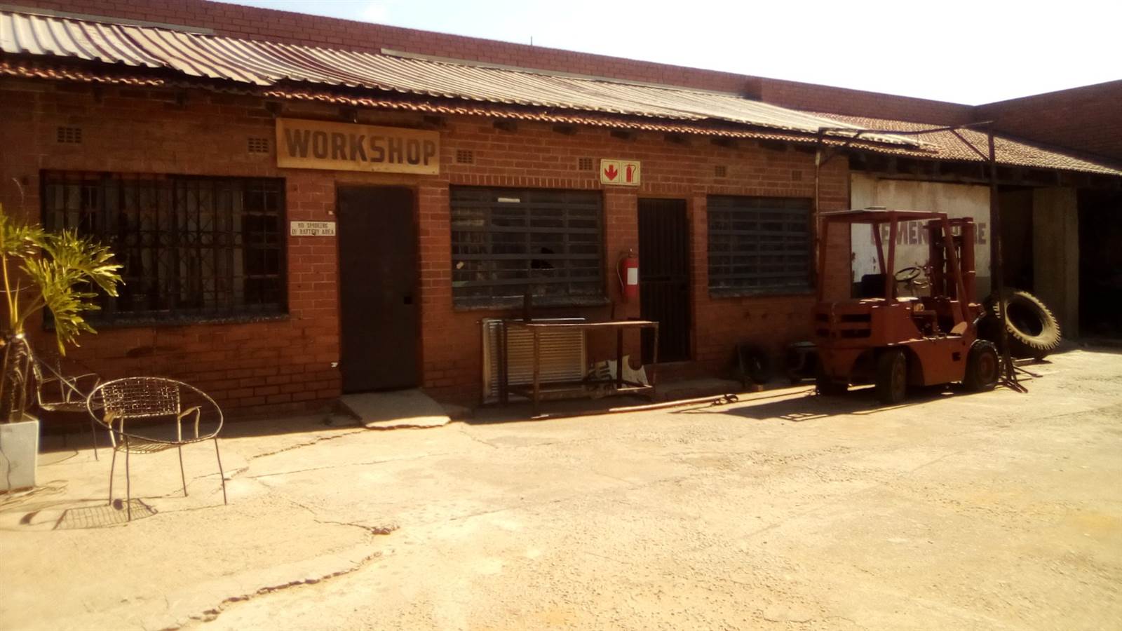 Commercial space in Tembisa photo number 7