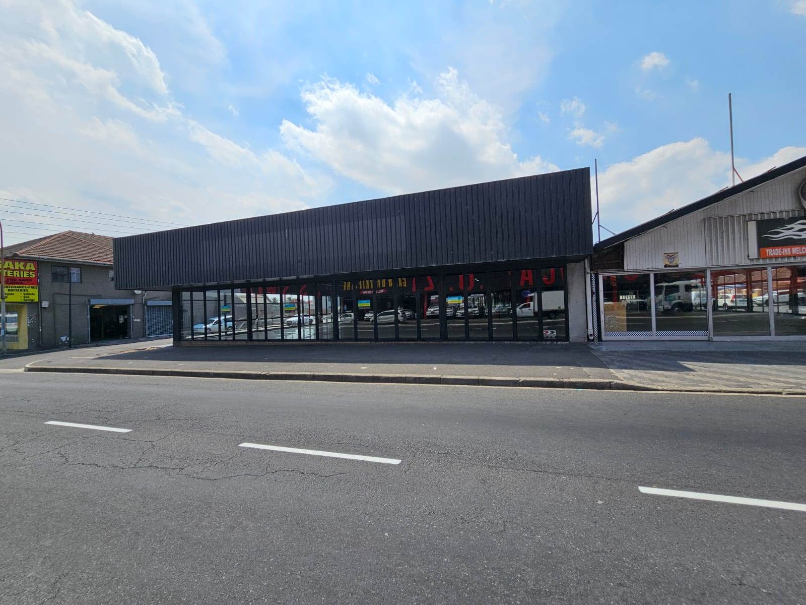 823  m² Retail Space in Goodwood photo number 1