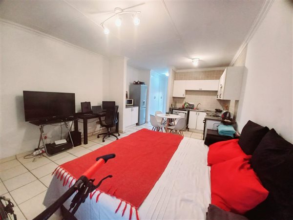 1 Bed Flat in Windsor East