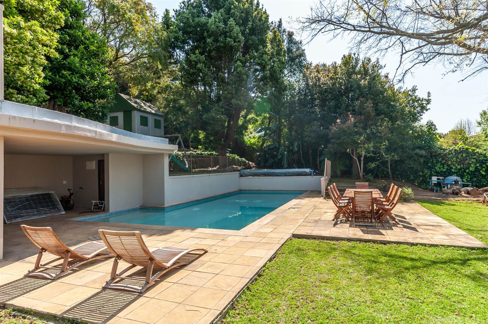 4 Bed House in Constantia Upper  photo number 4