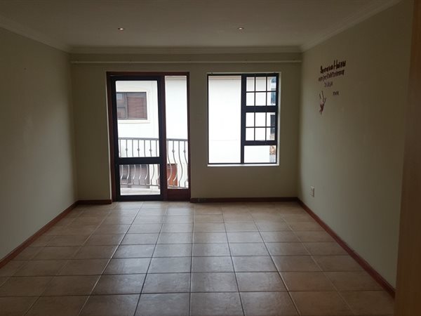 2 Bedroom Flat 2 Bedroom Flat