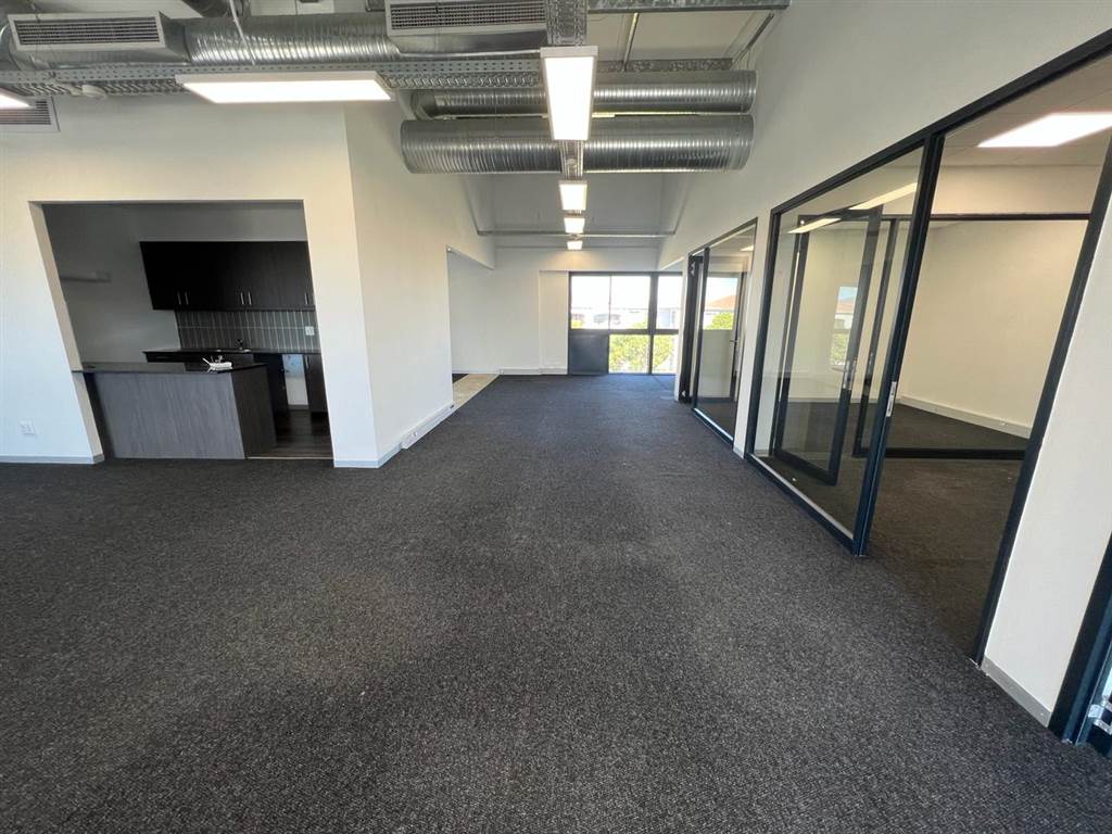 189  m² Commercial space in Parklands North photo number 9