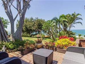 4 Bed House in Zinkwazi Beach