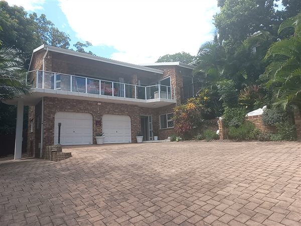 4 Bed House in Southbroom